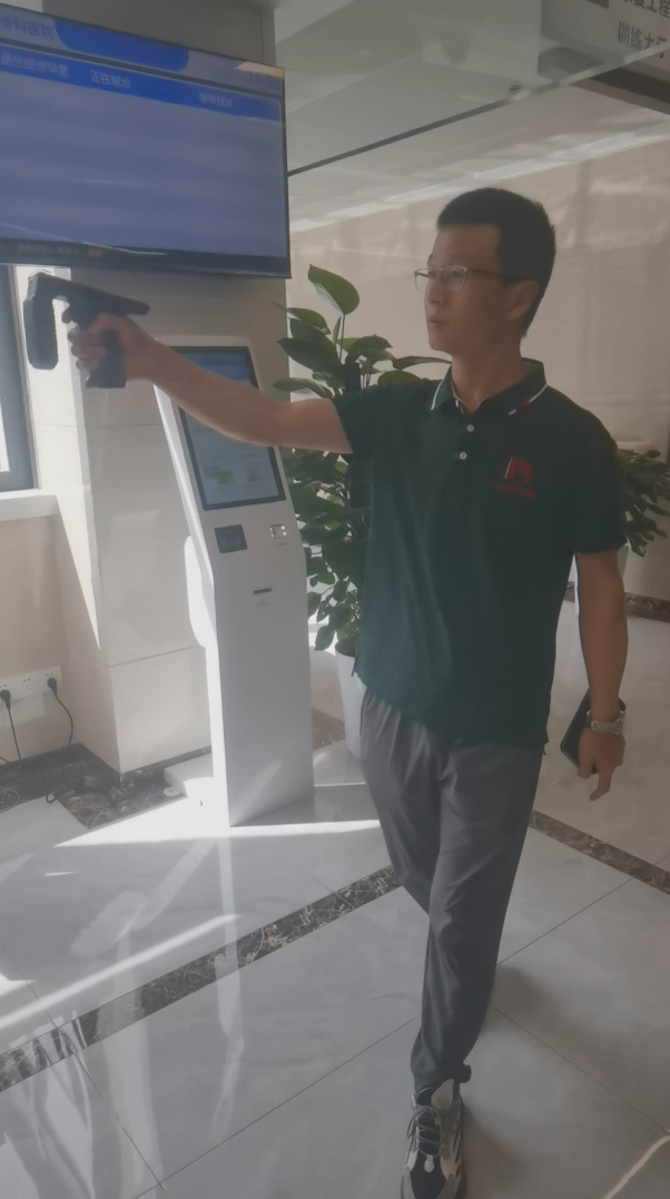 微信图片_20251031160127_578_40 微信图片_20251031160127_578_40